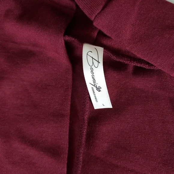 NWOT Beeuniq Burgandy cardigans size Large - Picture 2 of 3